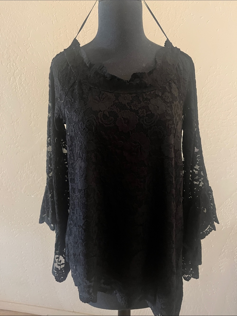 Vince Camuto Black Lace Bell-Sleeve Tunic